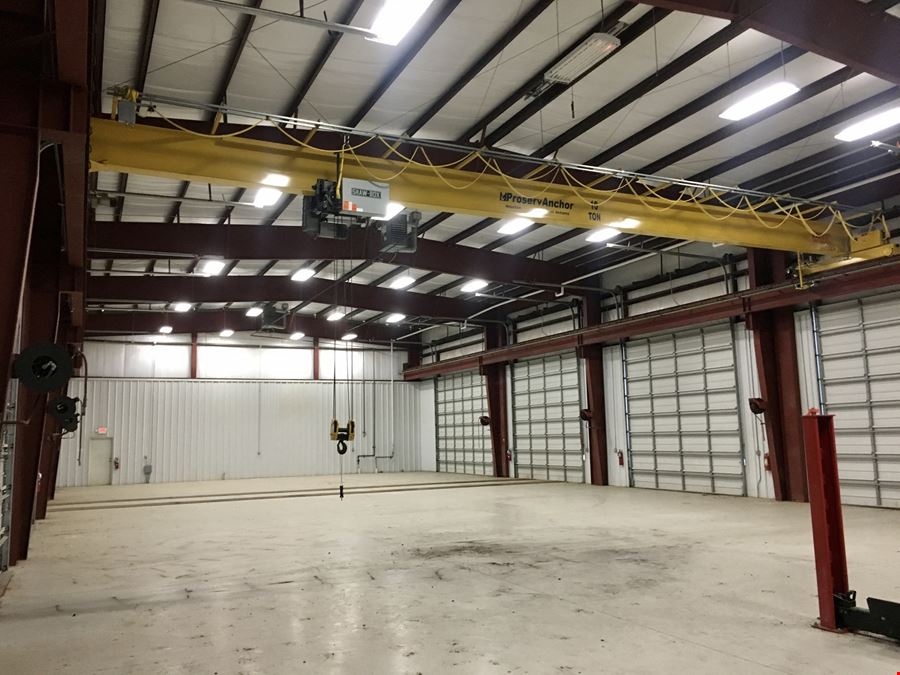 ±46,700 SF Oilfield Service Facility on 43 AC