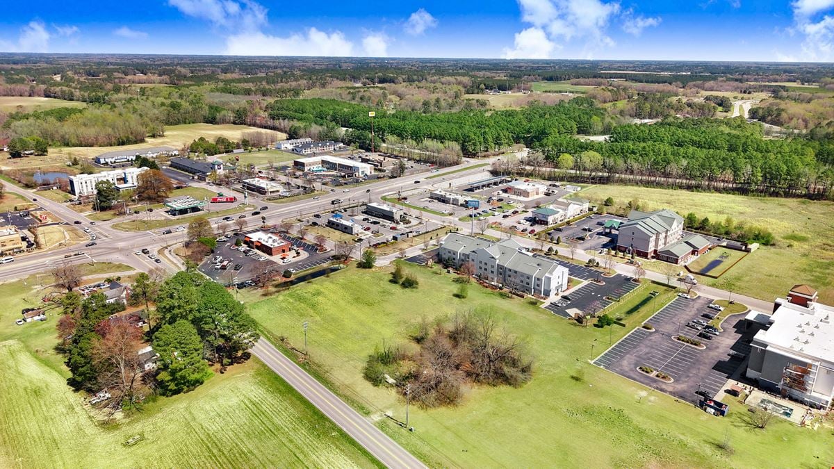 Multi-Tenant Retail Off of Interstate 95