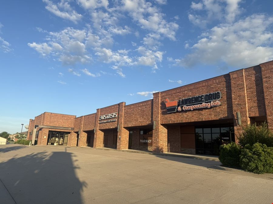 STRIP CENTER / MEDICAL OFFICE FOR SALE OR LEASE