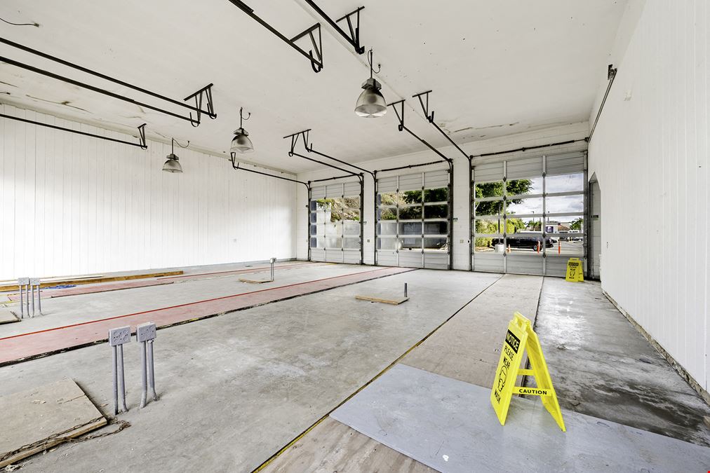 1520 W Coast Hwy