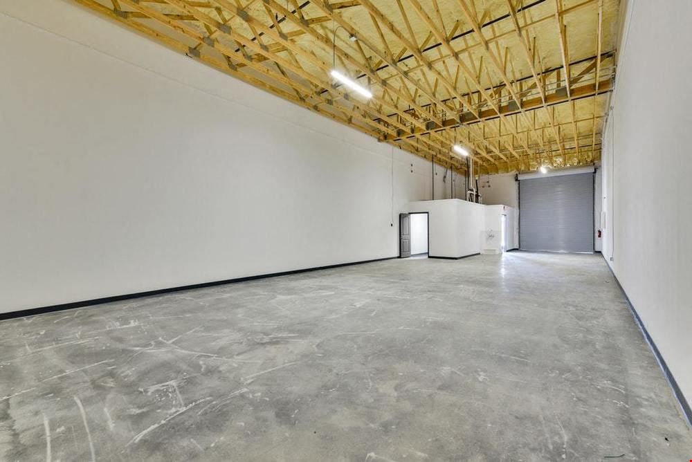 Crystal Falls Commerce Center