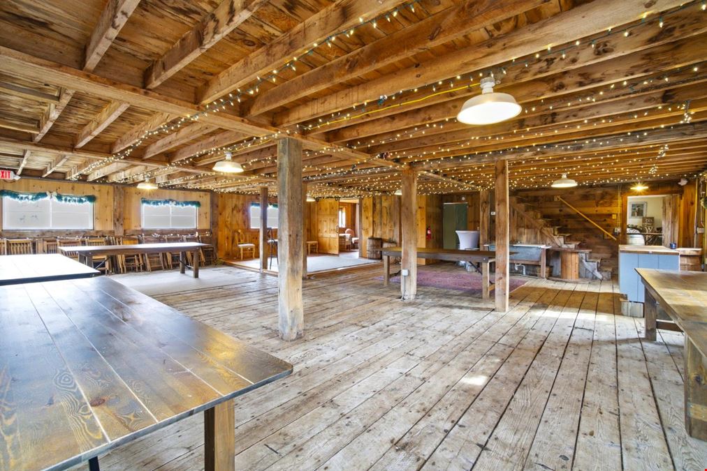 Historic Bed & Breakfast Estate with Event Barn on 5.6 Acres