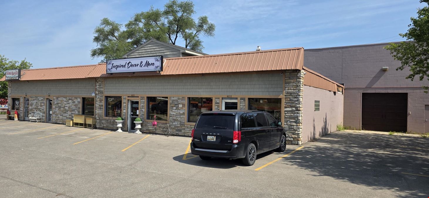 6111 W Grand River
