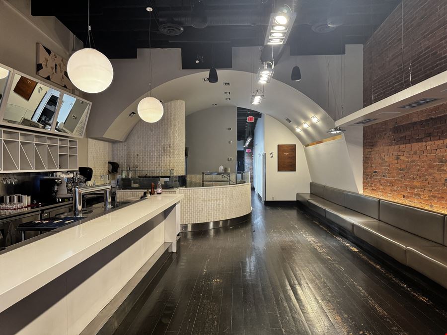 Turn-Key Pizzeria Available
