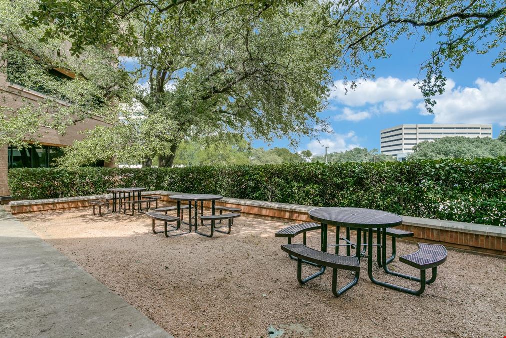 1400 Corporate Drive