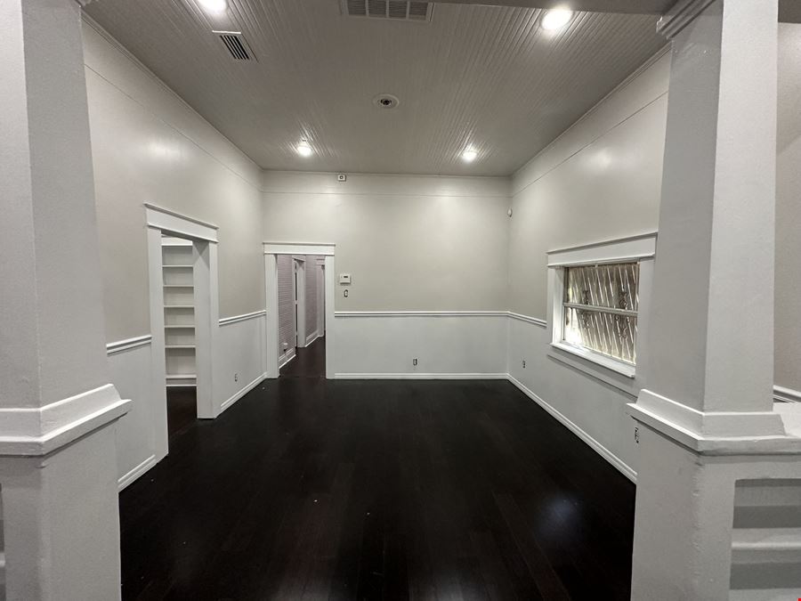 West Tampa Commercial Building & Lot for Sale