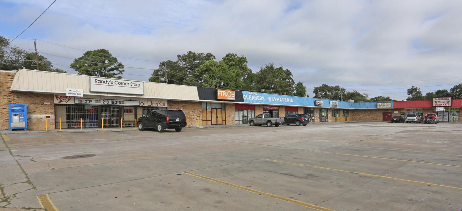 8104 W Tidwell