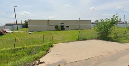 Preview of Retail space for Sale at 502 SW Douglas Ave