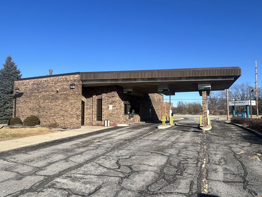 Former Peoples Bank - 1300 Sheffield Ave