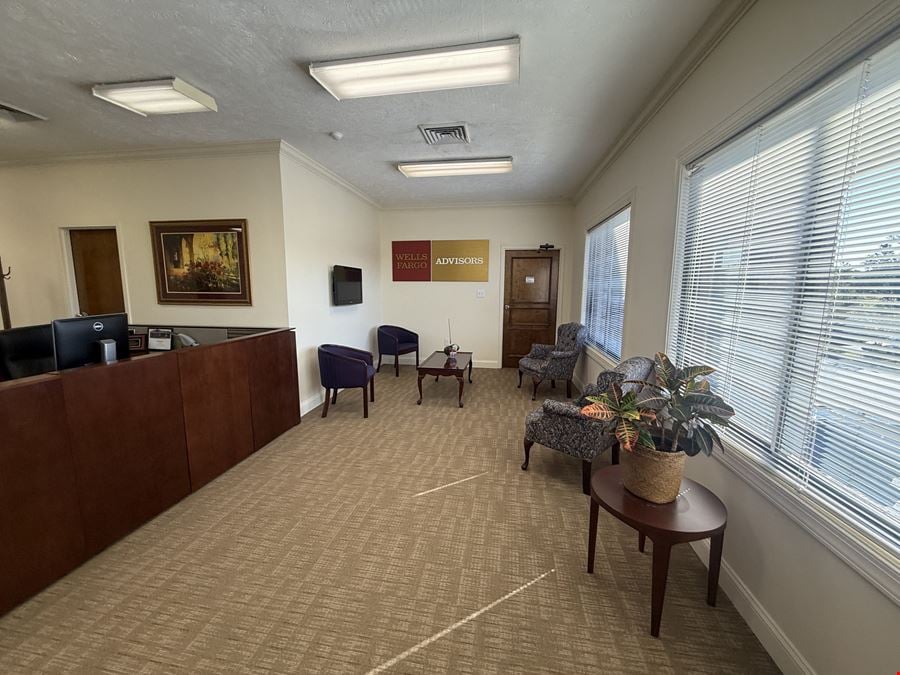 3,000 SF 2nd Floor Office Along Raeford Rd