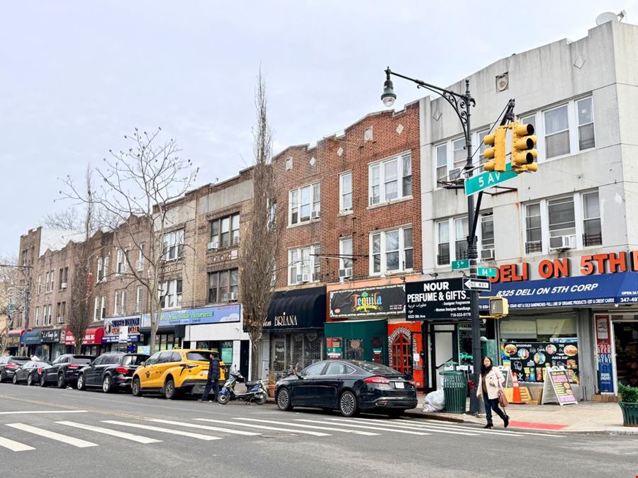 8325 5 Ave