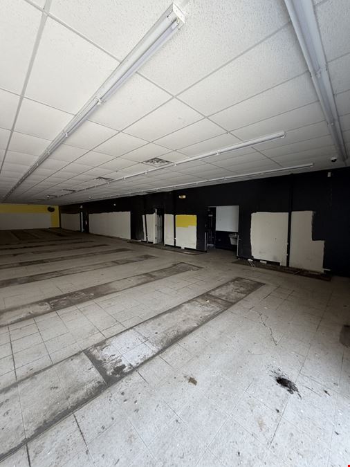 Former Dollar General Available For Lease