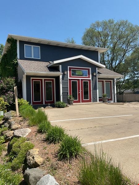 Preview of Office space for Rent at 2307 Parmenter St