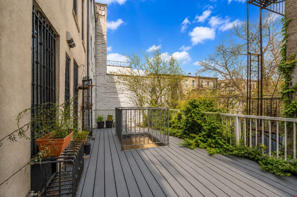 1501 Broadway
