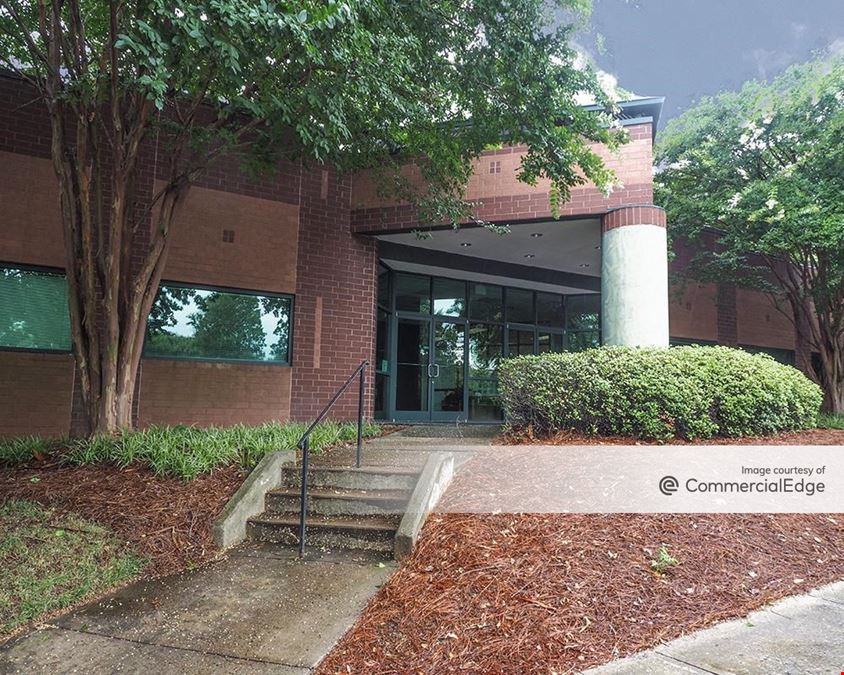 2800 Westoak Drive