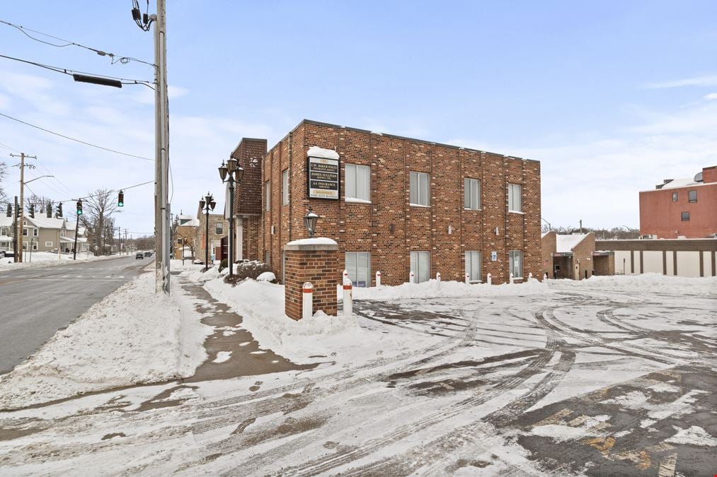 53 Walnut