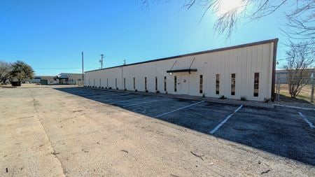 Preview of Industrial space for Rent at 114 Halmar Cv