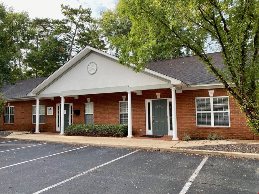 Pinewood Professional Center