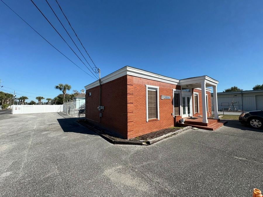 1200 Mahogany Mill Road