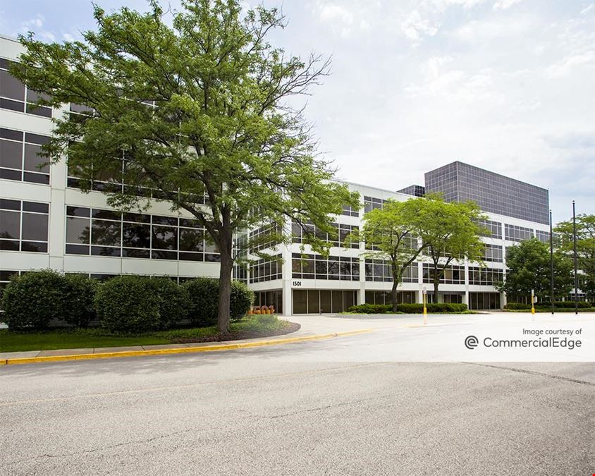 Schaumburg Corporate Center - 1501 East Woodfield Road