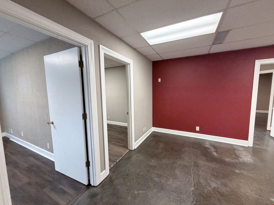 Middletown Office Condos - 11603 Shelbyville Rd, Ste 6 and Ste 11 & 12