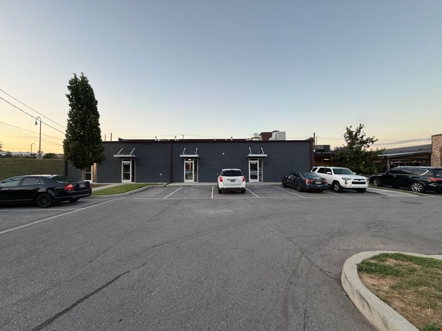 2713 Lebanon Pike