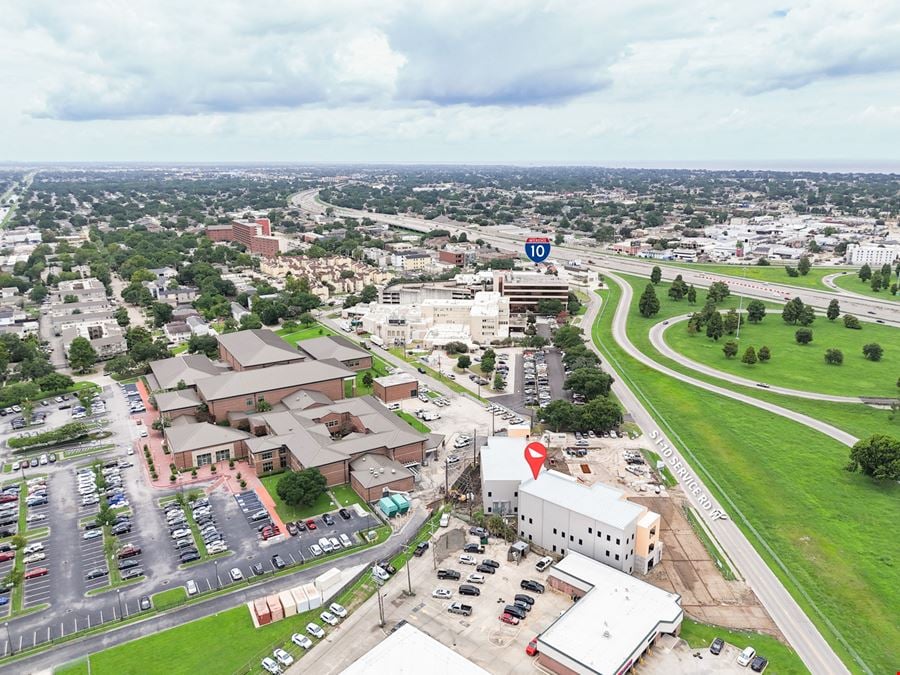 New Construction Retail and Rooftop Restaurant Space with I-10 Visibility