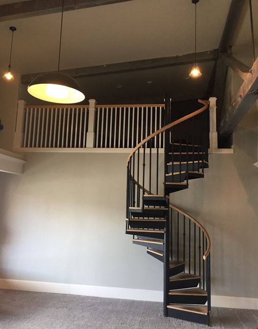 1202 Main St