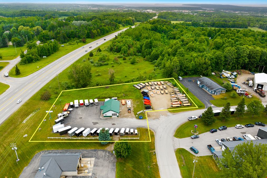 Retail Bldg & Outdoor Sales Lot