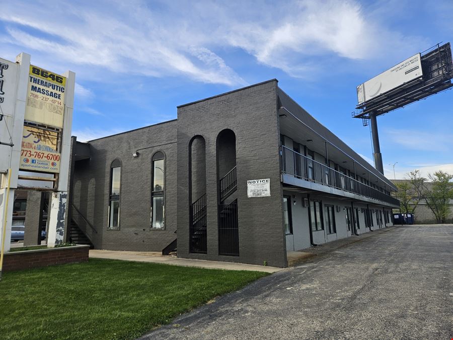 Roberts Road Move-In-Ready Spaces in Mixed-Use Building