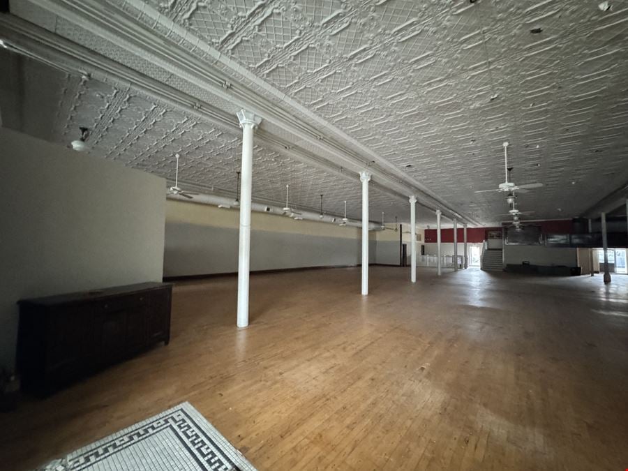 511 Commercial St