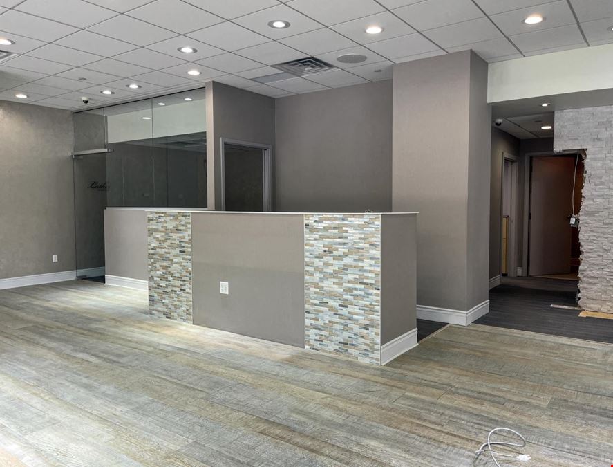 Iconic Retail Space in the Kahler Grand