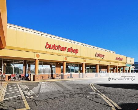 Crossroads Plaza - West Hartford