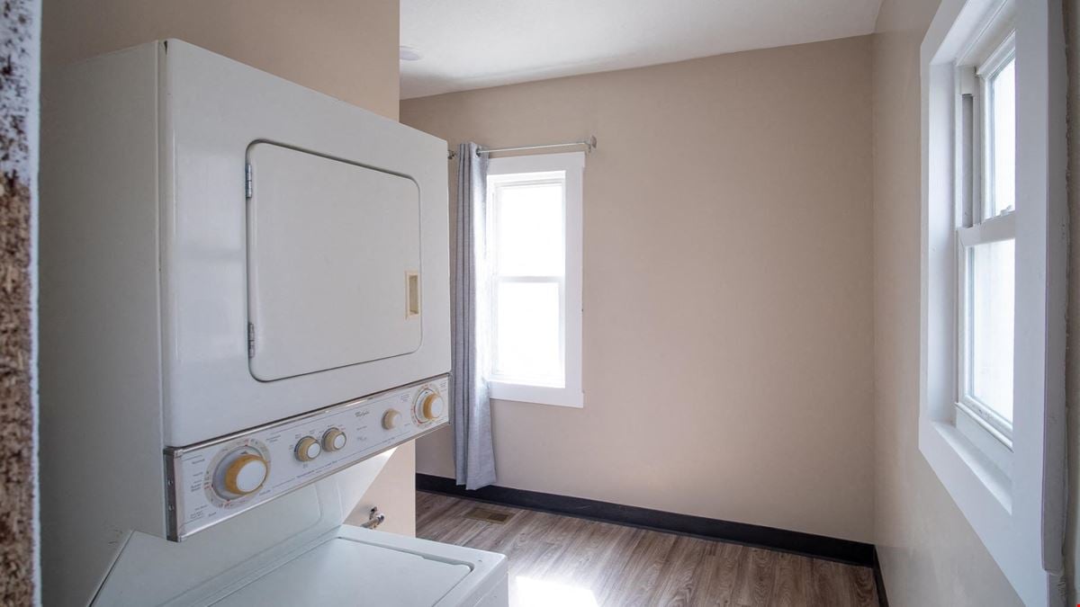 Newly Updated Home Near Downtown