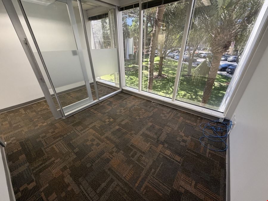 2099 SF Suite 250 Professional and Medical Office Space