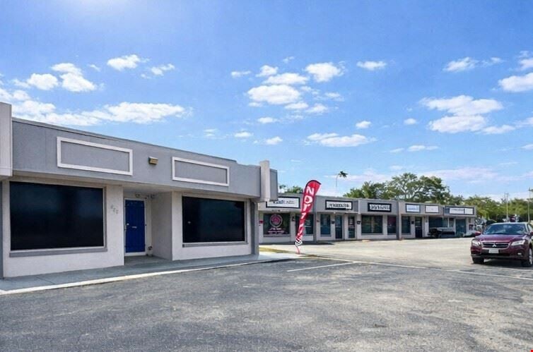 Gulfport Shops on 49th