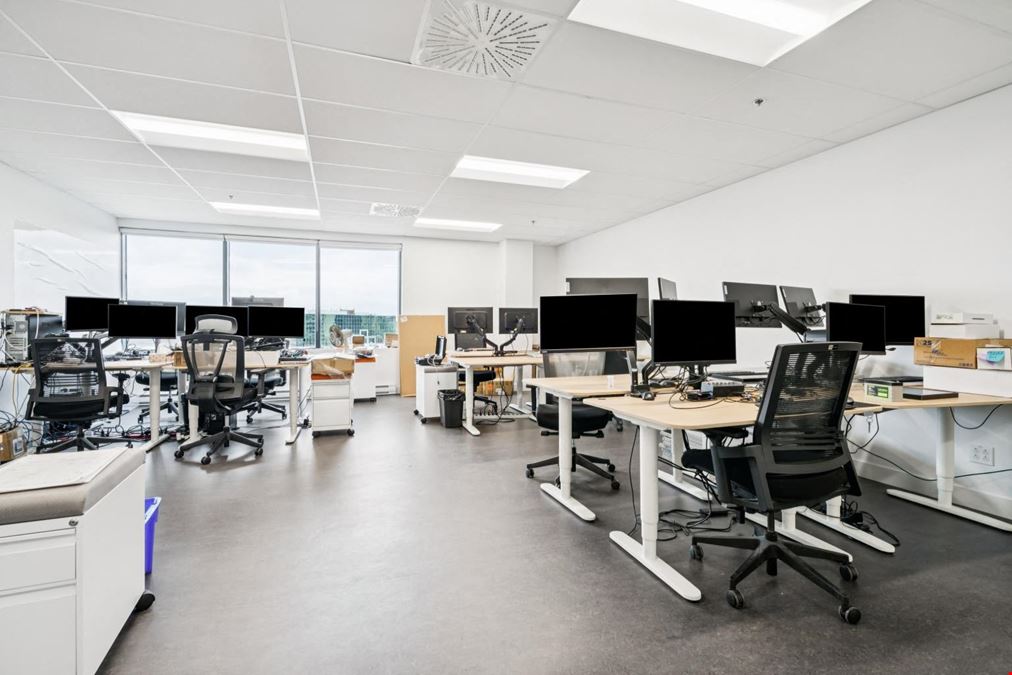 101, boulevard Roland-Therrien