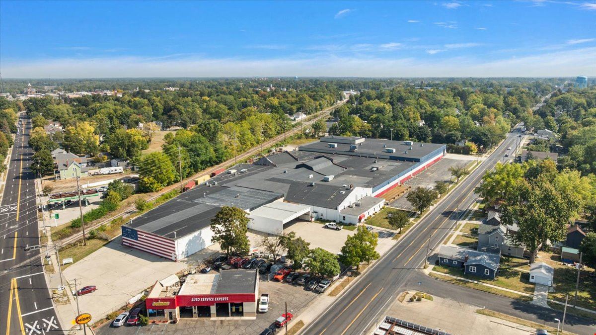 Versatile Industrial/ Flex/ Warehouse and Storage Facility