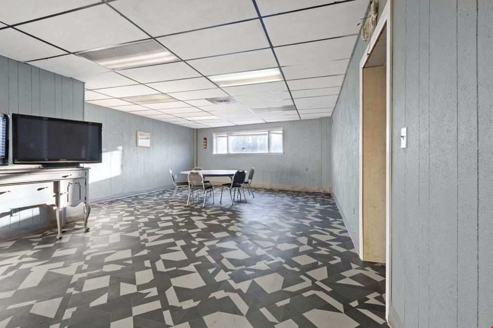 High-Visibility Industrial Space Built for Business