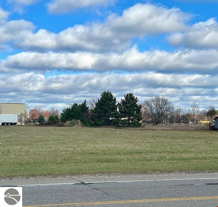 Prime Commercial Development Opportunity 5+ Acres in Cadillac, MI