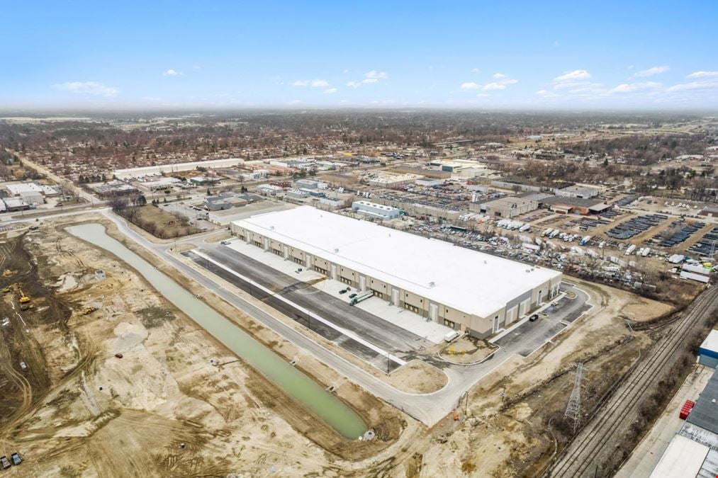Mound Road Industrial Park Building 1