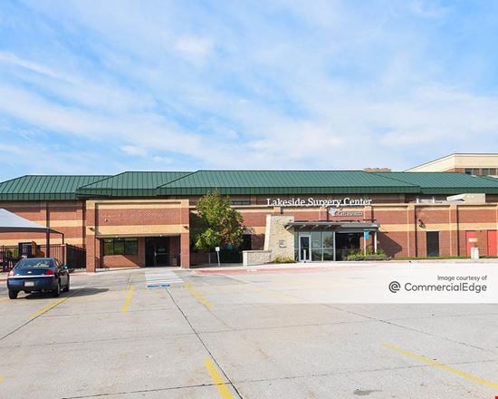 Preview of Office space for Rent at 17030 Lakeside Hills Plaza