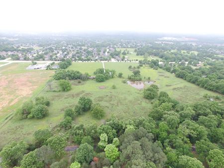 Preview of VacantLand space for Sale at 15.91 ACRES AT 4661 CARRIAGE AND GRAHAM RD. SPRINGDALE