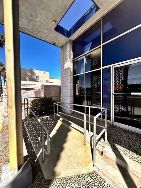 Preview of Office space for Sale at 2268 Long Beach Blvd
