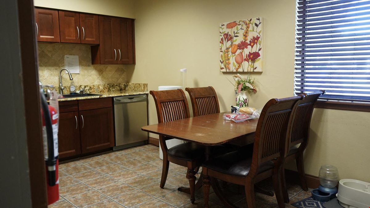 Freestanding Office for Sale