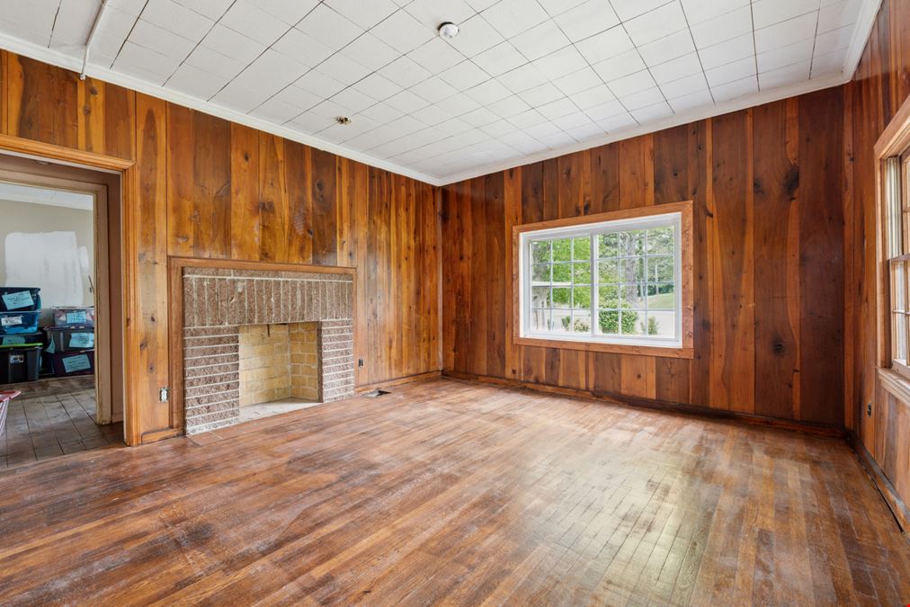4487 Trickum Rd NE, Marietta, GA 30066