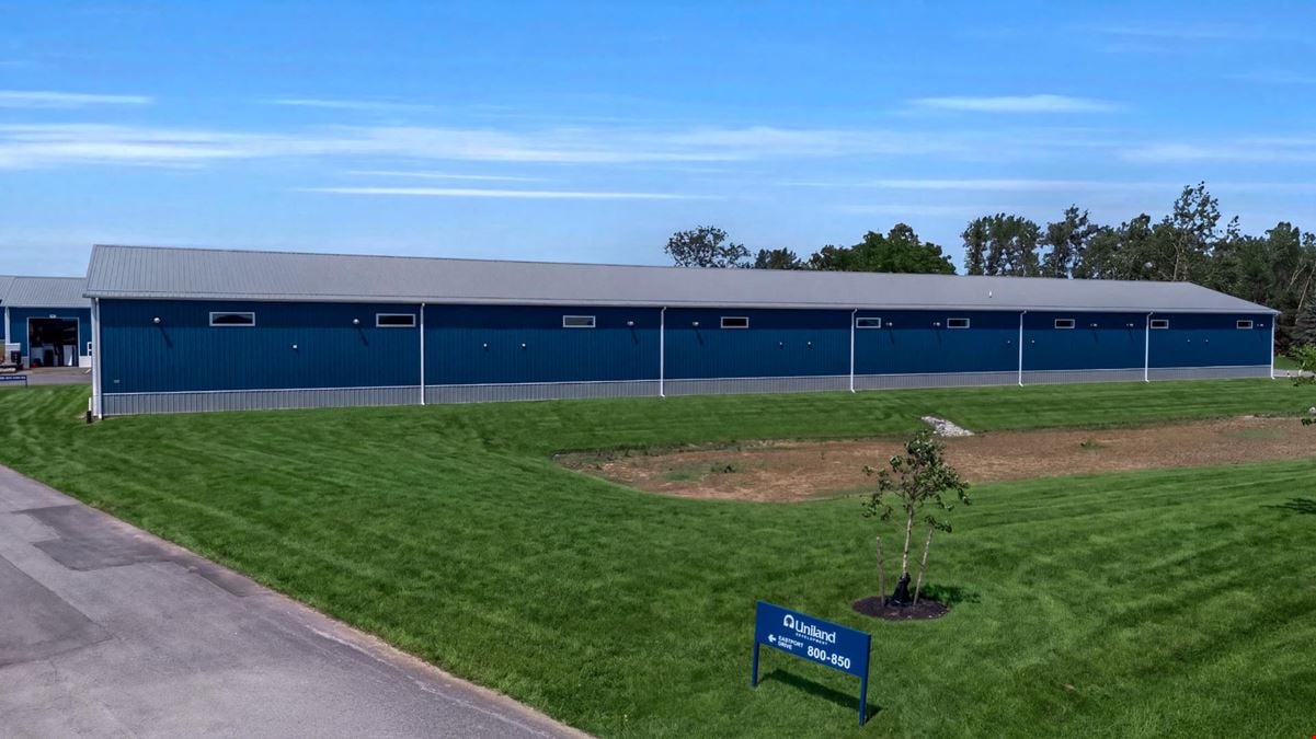 Flex Warehouse & Storage Suites at Eastport