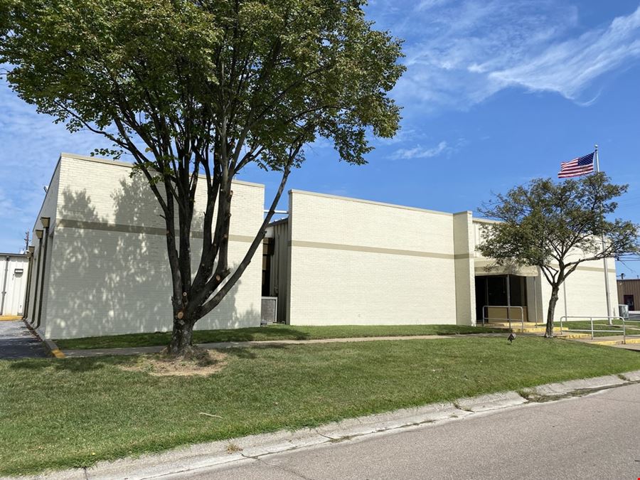 Former Henderson Gleaner Newspaper/Printing Facility