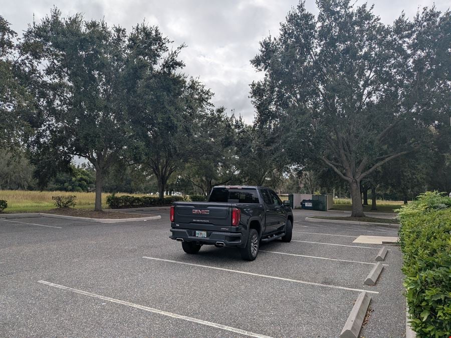 Shoppes at West Orlando