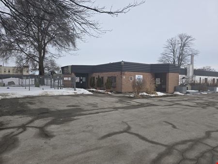 Preview of commercial space at 624 Clarke Road
